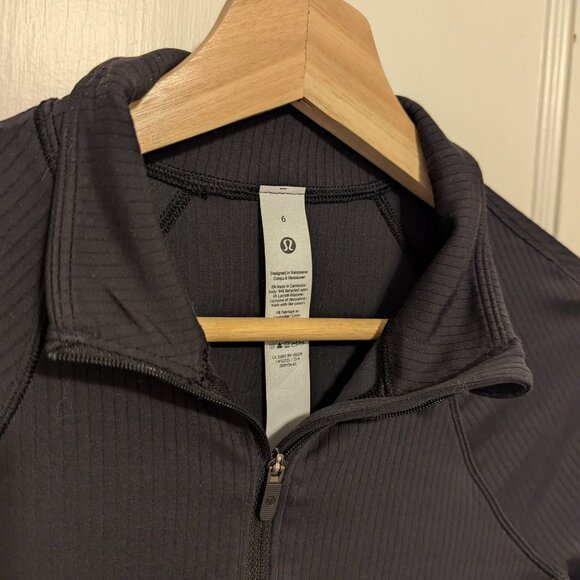 Lululemon It's Rulu Ribbed Cropped Half Zip, Black, Size 6, NWOT - Picture 3 of 4